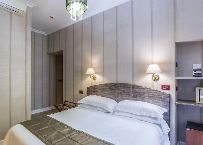Hotel Museum 3*